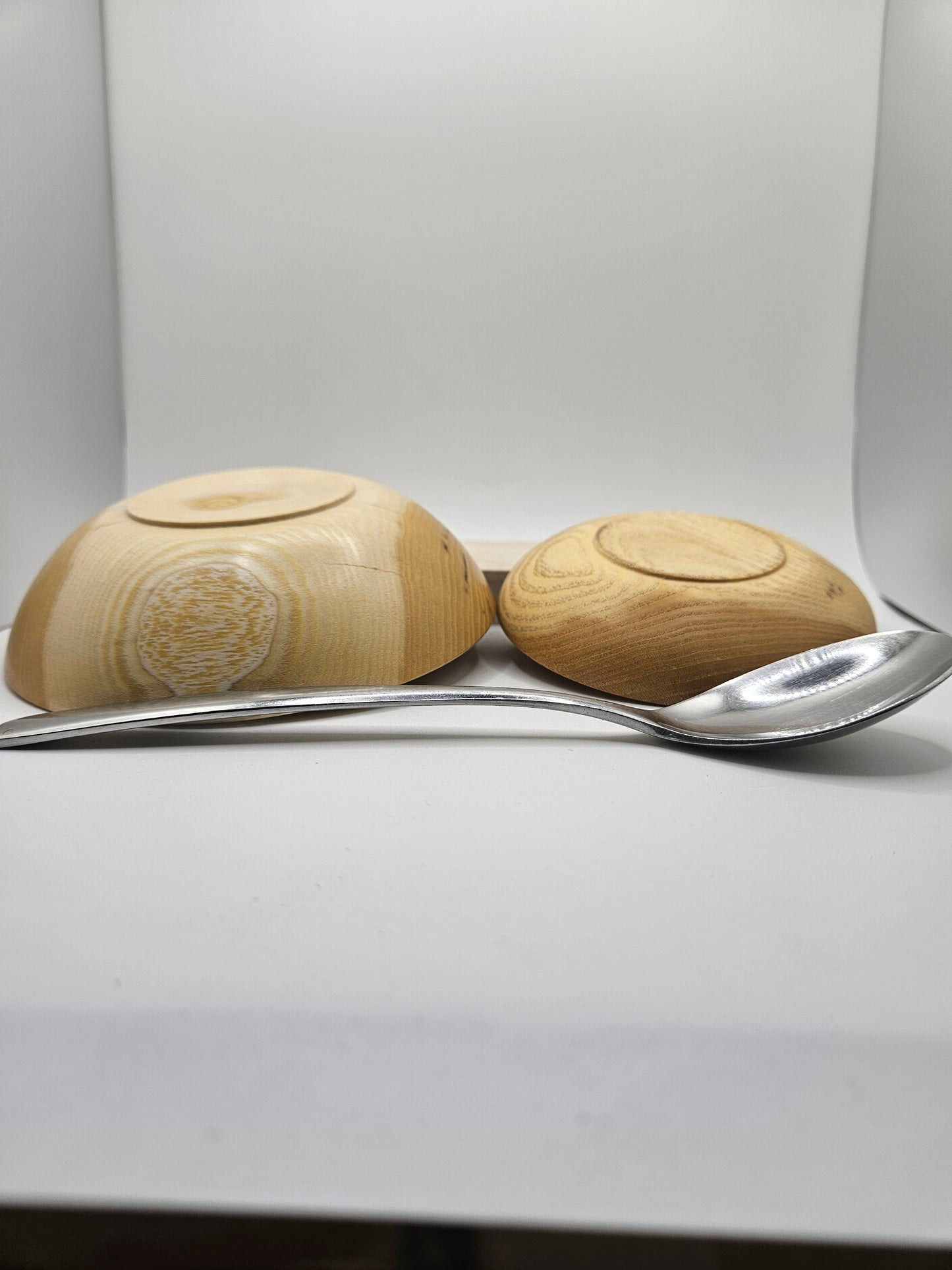 Poplar Wood Bowls – Set of 2 Small Bowls