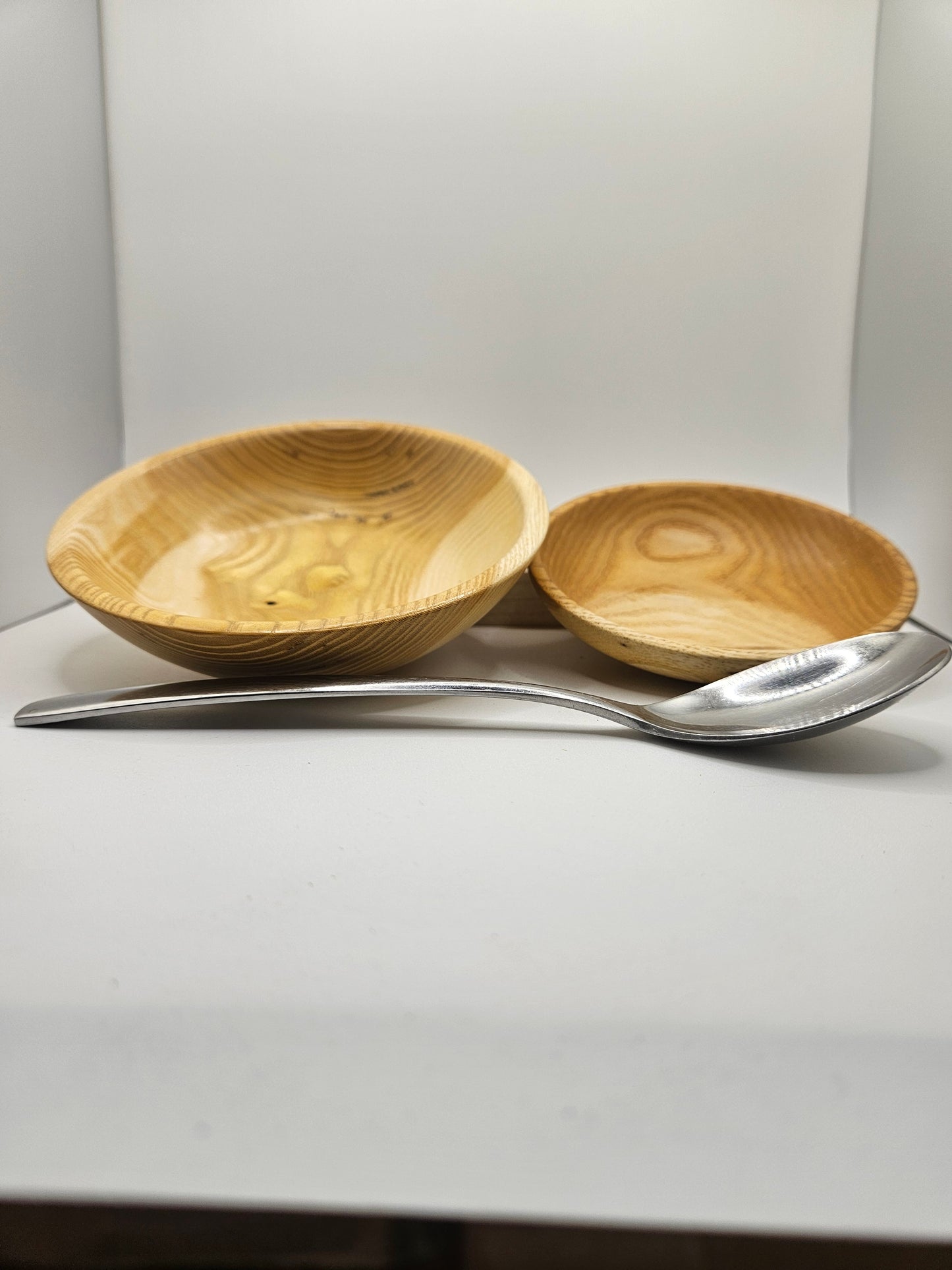 Poplar Wood Bowls – Set of 2 Small Bowls